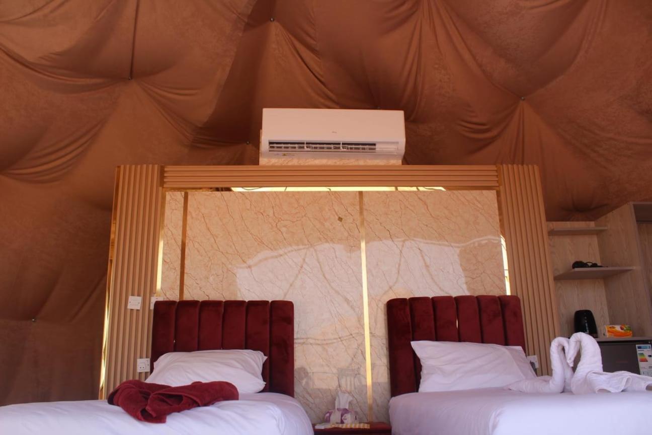 Landscape Rum Camp Hotel Wadi Rum Exterior photo