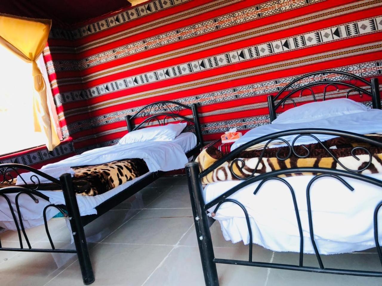 Landscape Rum Camp Hotel Wadi Rum Exterior photo